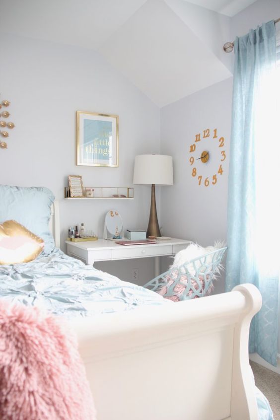 Blue Teen Girl Bedroom