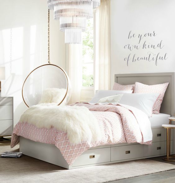 Cute and Chic Bedroom