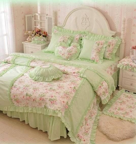 Green Floral Motif