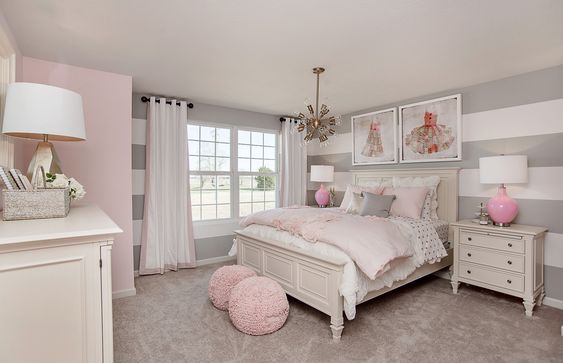 Teen Girl's Neutral Bedroom