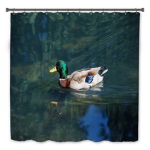 A Duck On The Water Bath Decor 99980141