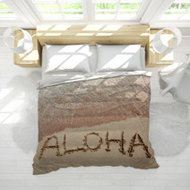 Aloha Written On A Hawaiian Beach Bedding 48869291