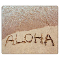 Aloha Written On A Hawaiian Beach Rugs 48869291