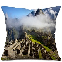 Amanece En Machu Picchu Pillows 49185326