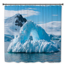 Arch Shaped Iceberg Antarctica Bath Decor 60711821