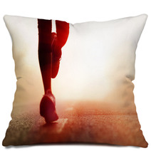 Athlete Running Road Silhouette Pillows 43285502