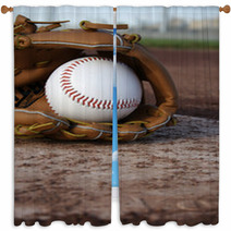 Baseball & Glove Window Curtains 4250515