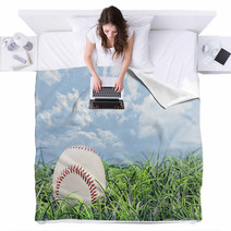 Baseball In Grass Blankets 50102253