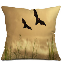 Bat Silhouettes In Sunset Time Pillows 100406225