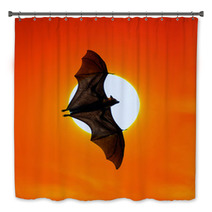 Bats Flying At Sunset Bath Decor 100536511