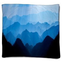 Beautiful Landscape Of Blue Mountains Layers During Sunset With Sunrays Blankets 197742029