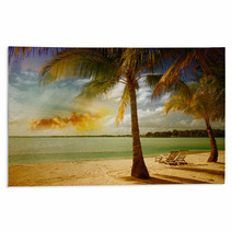Beautiful Marine Landscape With Tree On A Pristine Beach Rugs 62108834