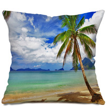 Beautiful Relaxing Tropical Scenery Pillows 44349793