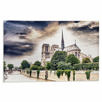 Beautiful Sky Over Notre Dame, Paris Rugs 67295208