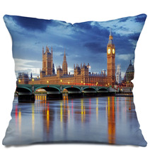 Big Ben And Houses Of Parliament In London Pillows 62913588