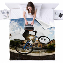 Bike Rider Blankets 8549081