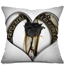 Black Rose Heart Pillows 31365611