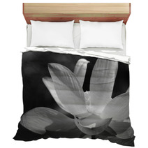 Black & White Water Lily Bedding 31597906