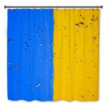 Blue And Yellow Cracked Wall Bath Decor 119923386