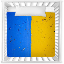 Blue And Yellow Cracked Wall Nursery Decor 119923386