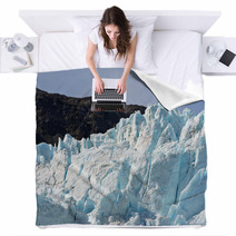 Blue Glacier Blankets 4835973