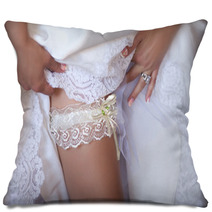Bride Leg With Garter Pillows 51354190
