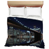 Brooklyn Bridge And Manhattan Skyline At Night, New York City Bedding 37590634