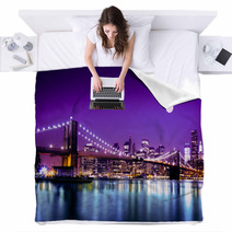 Brooklyn Bridge And NYC Skyline With Full Moon Blankets 48755303