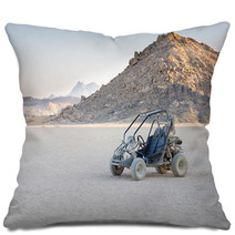 Buggy 4x4 In The Desert Pillows 85678848