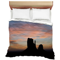 Buttes At Sunrise In Monument Valley Bedding 60855543