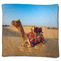 Camels In Desert Blankets 78512195