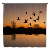 Canadian Geese At Sunset Bath Decor 38280116