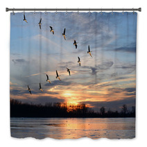 Canadian Geese Flying In V Formation Bath Decor 62110777