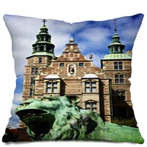 Castello Di Rosenborg, Copenaghen Pillows 64409957