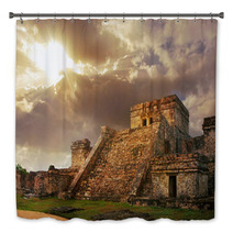 Castillo Fortress At Sunrise In The Ancient Mayan City Of Tulum, Bath Decor 62635311