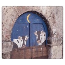 Cattleshed Painted Door In Santo Stefano Di Sessanio Rugs 44515027