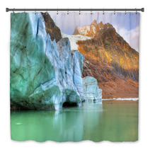 Cavell Glacier Lake Bath Decor 71985925