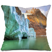 Cavell Glacier Lake Pillows 71985925