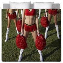 Cheerleaders With Pom Poms On Field Low Section Bedding 21315349