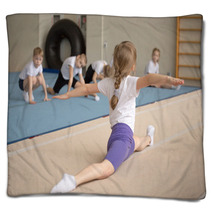 Children Sport Physical Gymnast Gymnastics Blankets 121934189