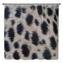 Closeup Fur Pattern Of The Cheetah Bath Decor 68920347