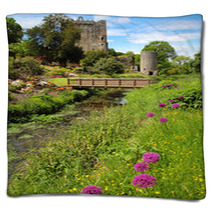 Colorful Postcard Of Blarney Castle Blankets 53242876