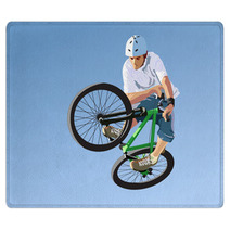 Competitions On Dirt Jumping Rugs 4157804