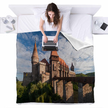 Corvin's (or Hunyadi) Castle In Hunedoara, Romania Blankets 49323598