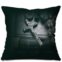 Cross Crucifix On A Bible Pillows 82948283