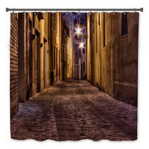 Dark Alley In The Old Town Bath Decor 47228415