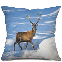 Deer On The Snow Background Pillows 70016485