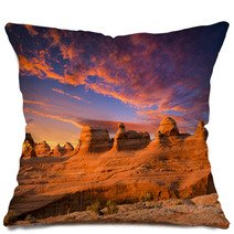 Delicate Arch Pillows 69645683