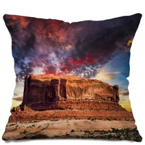 Desert Butte In Utah Pillows 69822574