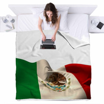 Digitally Generated Mexico Flag Rippling Blankets 66037811